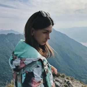 Meet your Posher, Maria